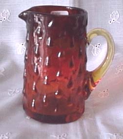 amberina mini pitcher.jpg (53746 bytes)